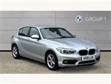 BMW 1 Series Image 1