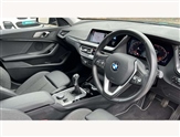 BMW 1 Series Image 6
