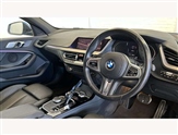 BMW 1 Series Image 6