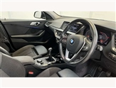 BMW 1 Series Image 6