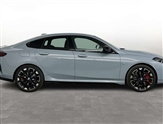 BMW 2 Series Image 3