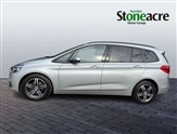BMW 2 Series Image 4