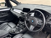 BMW 2 Series Image 6
