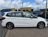 BMW 2 Series Image 2