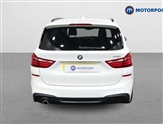BMW 2 Series Image 6