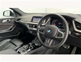 BMW 2 Series Image 6