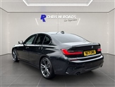 BMW 3 Series Image 2