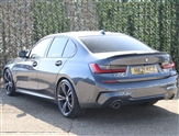 BMW 3 Series Image 4