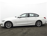 BMW 3 Series Image 6