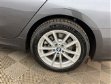 BMW 3 Series Image 6