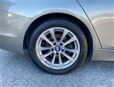 BMW 3 Series Image 3