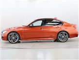 BMW 3 Series Image 6