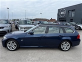 BMW 3 Series Image 3