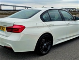 BMW 3 Series Image 3