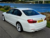 BMW 3 Series Image 6