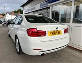 BMW 3 Series Image 4