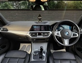BMW 3 Series Image 4