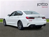 BMW 3 Series Image 3