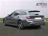 BMW 3 Series Image 3