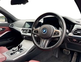 BMW 3 Series Image 6
