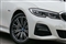 BMW 3 Series Image 6