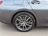 BMW 3 Series Image 6