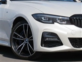 BMW 3 Series Image 6