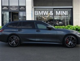 BMW 3 Series Image 3