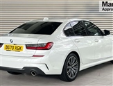 BMW 3 Series Image 3