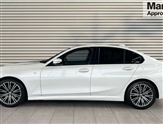 BMW 3 Series Image 6