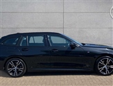 BMW 3 Series Image 3