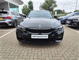 BMW 3 Series Image 2