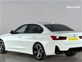BMW 3 Series Image 2