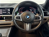 BMW 3 Series Image 5