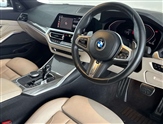 BMW 3 Series Image 6