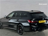 BMW 3 Series Image 2