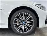 BMW 3 Series Image 4