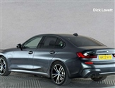 BMW 3 Series Image 2