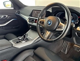 BMW 3 Series Image 6
