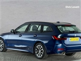 BMW 3 Series Image 2