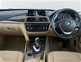 BMW 3 Series Image 4