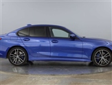BMW 3 Series Image 3