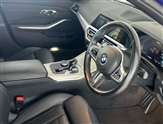 BMW 3 Series Image 6