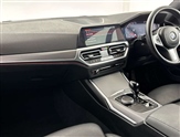 BMW 3 Series Image 5