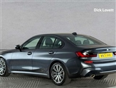BMW 3 Series Image 2