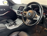 BMW 3 Series Image 6