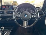 BMW 3 Series Image 5