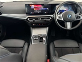 BMW 3 Series Image 4