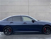 BMW 3 Series Image 3