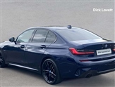 BMW 3 Series Image 2